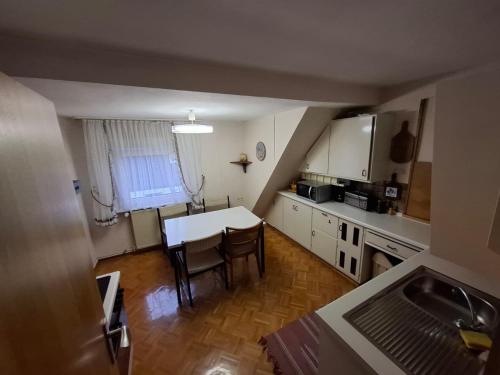 Kitchen, Nature Park, 2 Double, 1 sofa for sleeping in 3 rooms, Kitchen, Bathroom in Mittenaar
