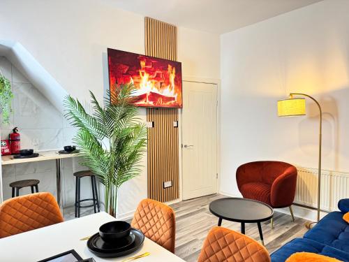 TV Every Bedroom 4 Bed 2 Bath Free Parking, Liverpool (photo 8)