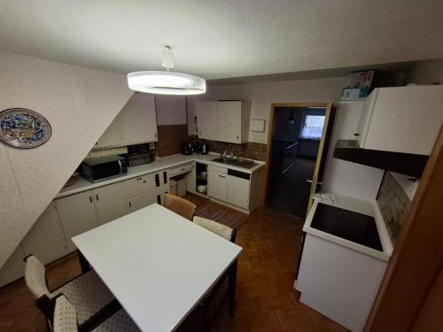Kitchen, Nature Park, 2 Double, 1 sofa for sleeping in 3 rooms, Kitchen, Bathroom in Mittenaar