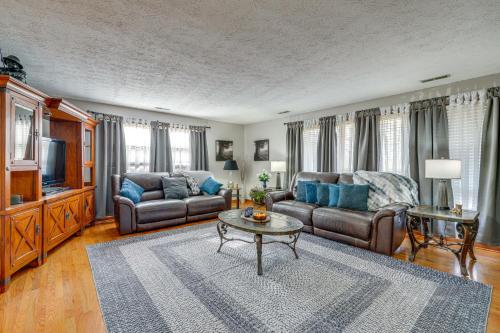 Family-Friendly Home on the Watauga Fishing! in Elizabethton, USA