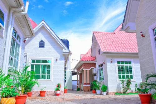 Tampilan eksterior, VILLA HOME HOTEL AND APARTMENTS in Dodoma