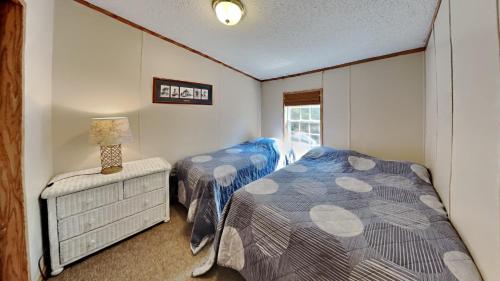 Island Club #93 - image 42