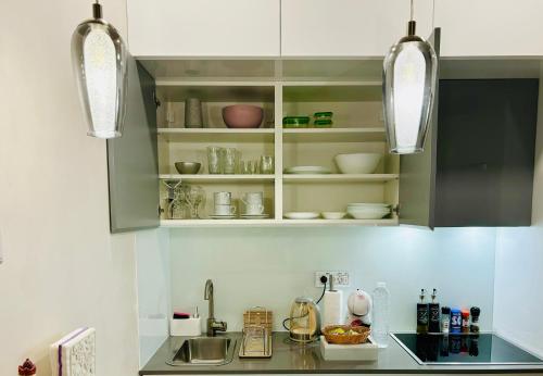 LIRRA LUXE - Central Belgrade Apartments - image 4