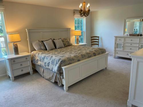 Pristine Vacation Home with 6 Beds near Atlantic City in Egg Harbor Township, USA