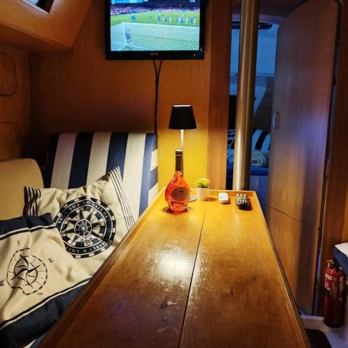 Lisboa Sailing Tours - Night on board - Alcantara, Lisbon (photo 4)