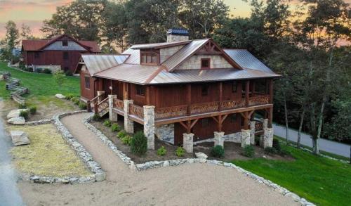 Three-Bedroom Holiday Home