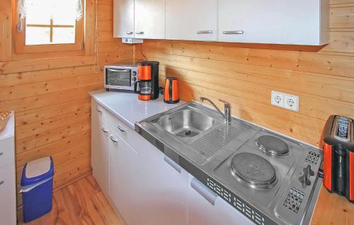 virtuve, Schmuckes Holzhaus Im Grünen (Schmuckes Holzhaus Im Grunen) in Kargow