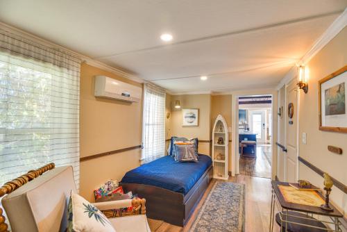 Walk to Beach Water-View Abode in Portsmouth! in Portsmouth, USA