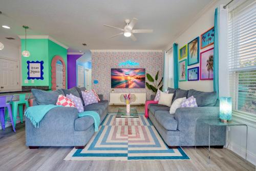 Walk2Beach - Golf Cart - Arcades - Stocked Kitchen