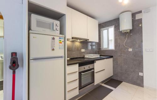 Two-Bedroom Apartment image 10