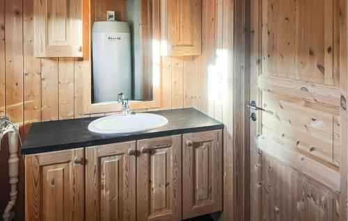 Vannas istaba, Stunning Home In Fåvang With Wifi (Stunning Home In Favang With Wifi) in Fåvang