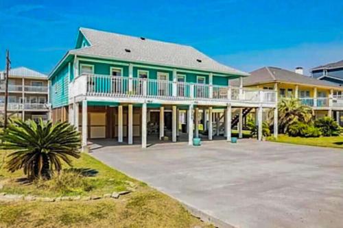 The Turquoise House, Crystal Beach