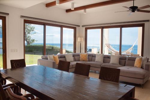 Omgeving, Las Verandas Hotel & Villas in Pristine Bay
