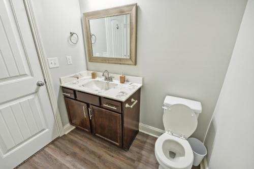 Biltmore Luxury 1517 #6 Townhomes L 2bd 2 Bth detail