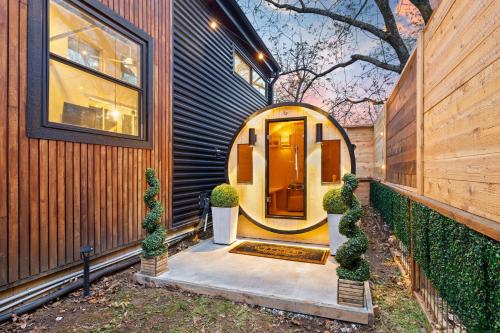 Amp House-Seen on Tiny House Nation-Sauna-1mi to DT in Fayetteville, USA