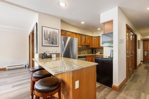 Lion Square Lodge North 388 in Vail, USA