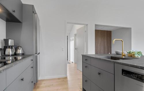 Kitchen, 4 Bedroom Stunning Home In Haderslev in Haderslev