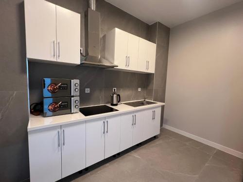 Hostel Space Capsule in يوزسيرا