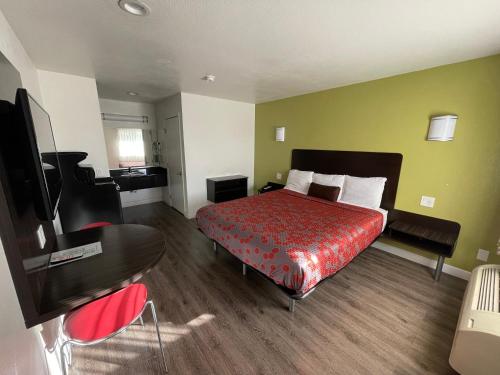Claremont Lodge - image 6