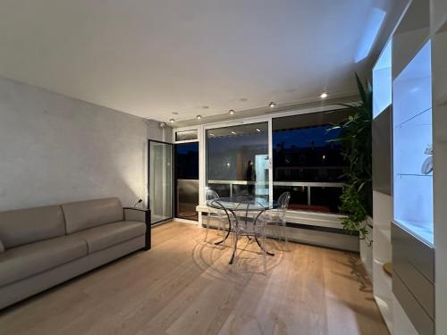 Eiffel Tower Spacious 2-bedroom, 2-bathroom Quiet Apartment, Elegant And Peaceful - Eiffelturm