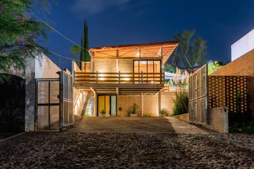 2 Modern Homes in San Miguel de Allende, Private Pool and WiFi in San Miguel de Allende, Mexico