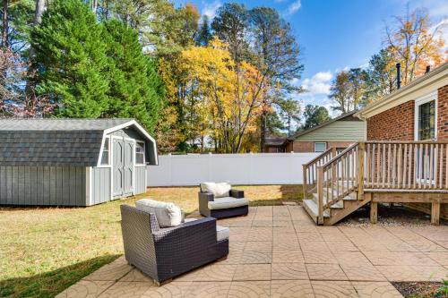Walk to Parks and Town Square Cary Home with Yard! in 凱里市中心