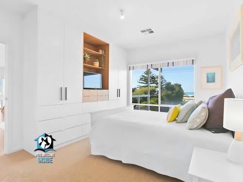 Welcome to Your Ultimate Beachside Escape in เซลิค ฮิลล์