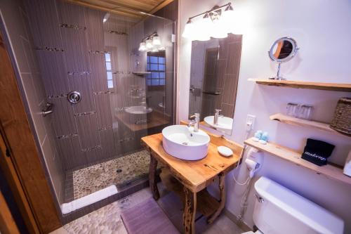 Cottage Inn At Lake Tahoe - 화장실