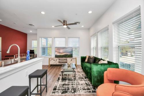 Serenity Studios - Near Med Center & Museum District, Houston (foto 7)