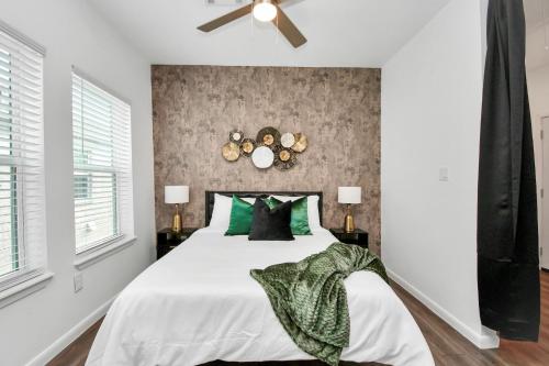 Serenity Studios - Near Med Center & Museum District, Houston (foto 9)