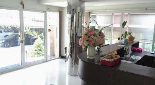 Taevaraj Place in Ayutthaya folyópart