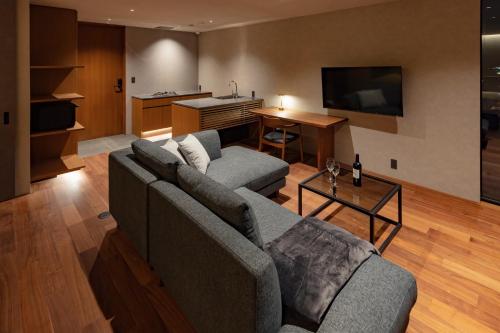 2 double beds