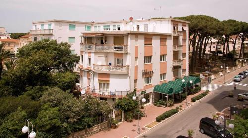 Hotel Ausonia - Follonica