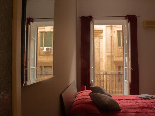 Pacini Deluxe Apartment 2