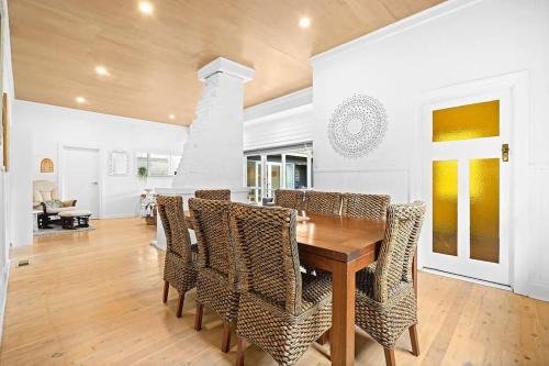 The Yak Shack- 200m to the Beach