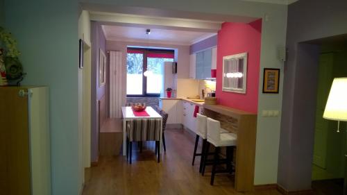 Parkview Apartments - image 13