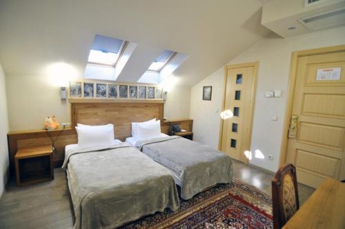1 double bed