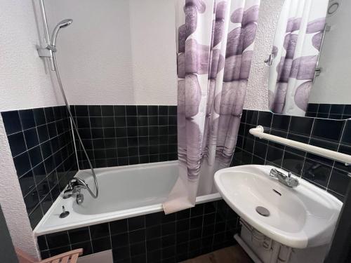 Apartment image 5