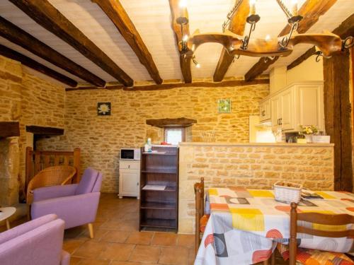 Maison rustique en pierres proche de Sarlat, jardin, 6 pers. - FR-1-616-394 in Marcillac-Saint-Quentin