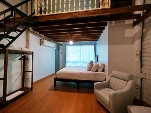 OON homestay Room Type - Deluxe Quadruple Room
