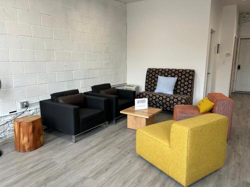 Ágy egy 8 személyes koedukált hálóteremben - Nem visszatérítendő