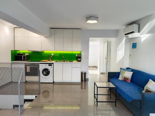 KYMA Apartments Athens 19, Афины