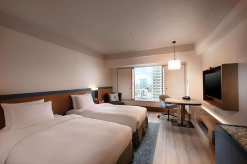 Twin Room image 10