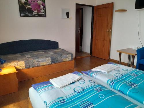 Privat Severka - image 11