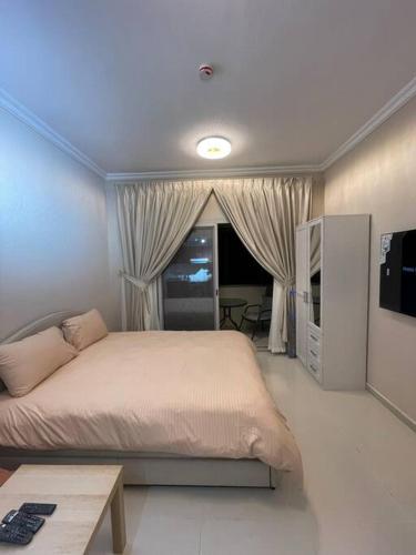 Private studio with balcony Shj, Sharjah (foto 4)