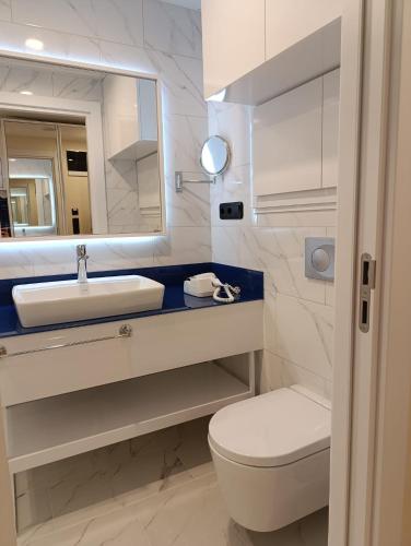 Orbi City D2 - Luxury Hotel - Sea View 5