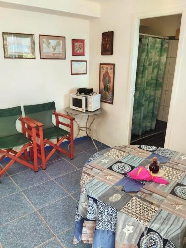 Romantic flat on the beach, Agía Pelagía (photo 4)