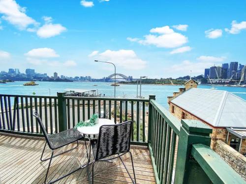 Balmain Wharf l 2 Bedroom Apartment - main image