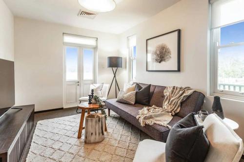 Balmain Wharf l 2 Bedroom Apartment - image 9