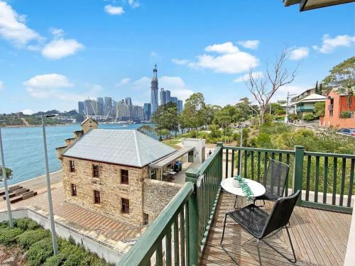 Balmain Wharf l 2 Bedroom Apartment - image 8